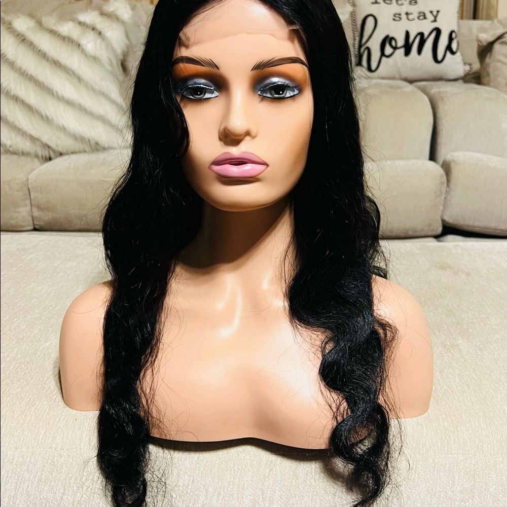 Wig - Picture 9 of 10